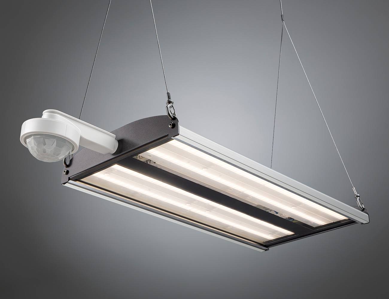 LED Hallenleuchte Swea 04